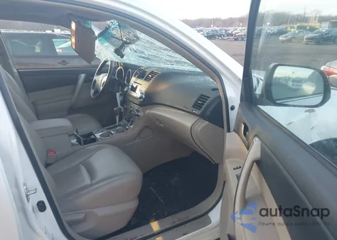 2012 Toyota Highlander Se V6 из США, поврежденный, VIN 5TDBK3EHXCS143378